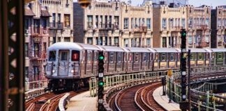 Co jest większe Nowy Jork czy Warszawa?